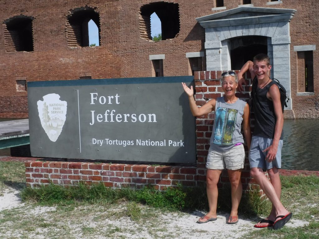 Fort sign 