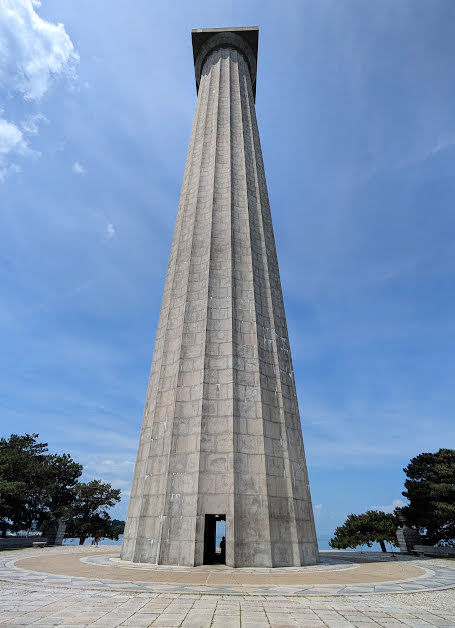 perrys victory and peace memorial in put in bay ohoio